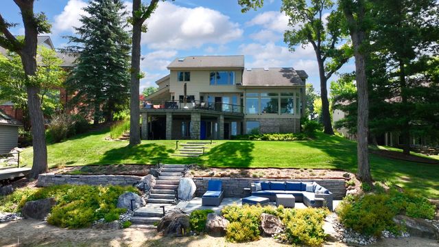 2380 Galaxy Way, Lake Orion Twp, MI 48360