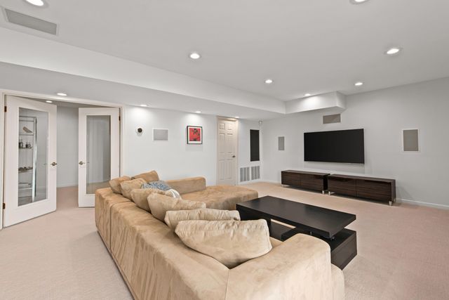 2380 Galaxy Way, Lake Orion Twp, MI 48360