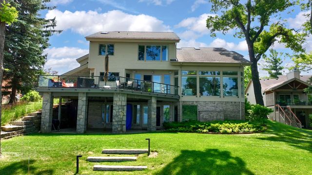 2380 Galaxy Way, Lake Orion Twp, MI 48360