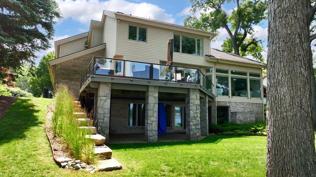 2380 Galaxy Way, Lake Orion Twp, MI 48360
