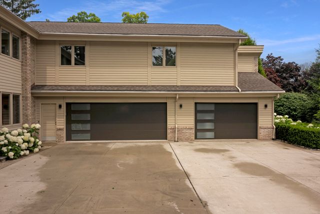 2380 Galaxy Way, Lake Orion Twp, MI 48360