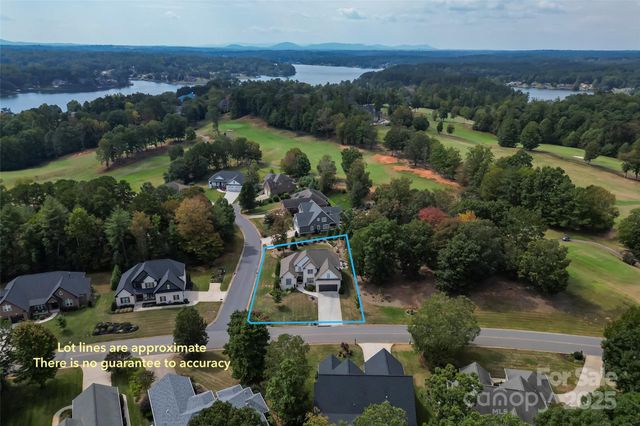 893 Players Ridge Road, Hickory, NC 28601
