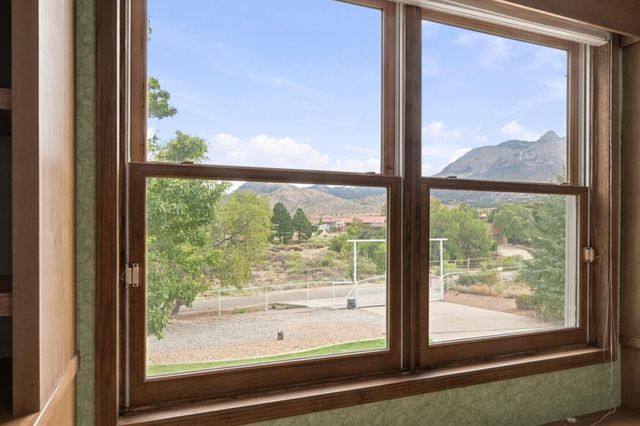 11308 Glendale Avenue NE, Albuquerque, NM 87122