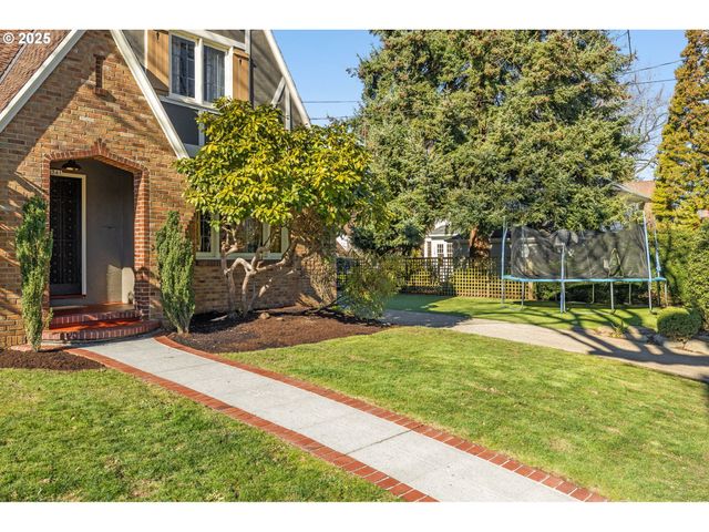 6341 Se 34TH Ave, Portland, OR 97202