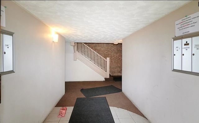 7223 S Euclid Avenue 1C, Chicago, IL 60649