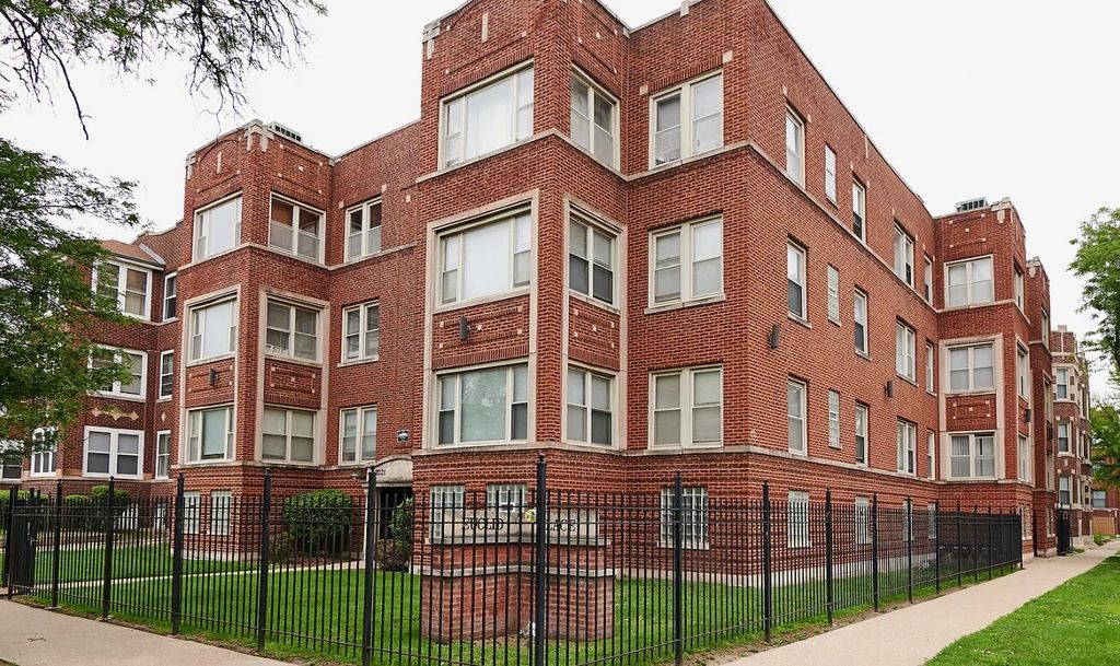 7223 S Euclid Avenue 1C, Chicago, IL 60649