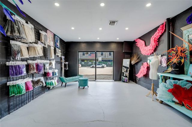 1121 NW 29th Street, Miami, FL 33127