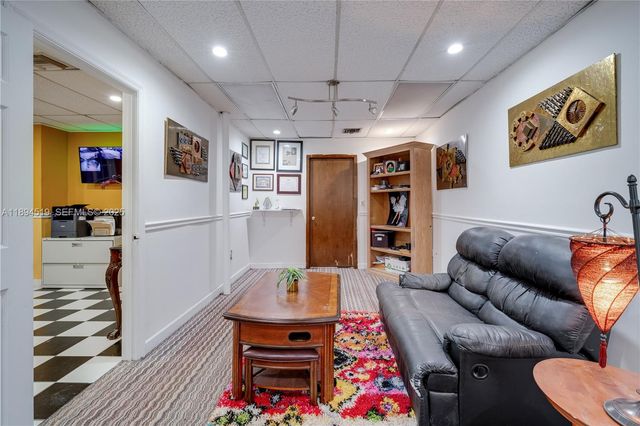 1121 NW 29th Street, Miami, FL 33127