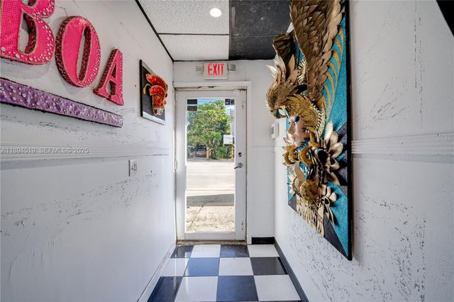 1121 NW 29th Street, Miami, FL 33127