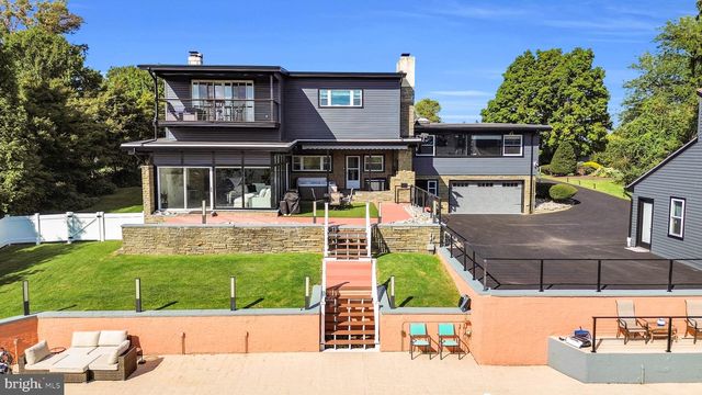 106 GRANDVIEW BLVD, Wyomissing, PA 19609
