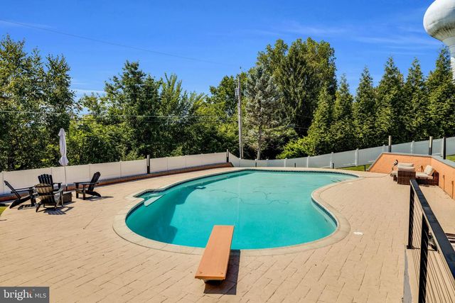 106 GRANDVIEW BLVD, Wyomissing, PA 19609