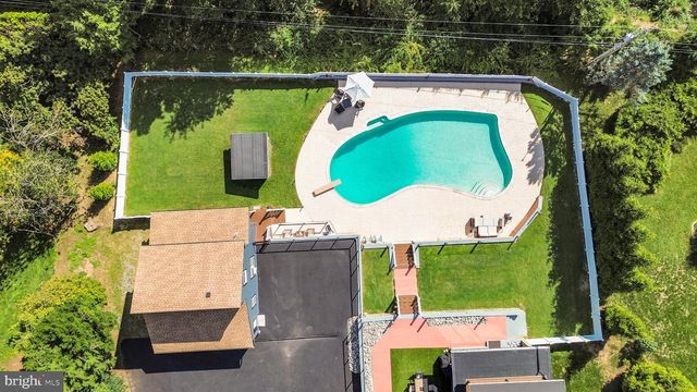106 GRANDVIEW BLVD, Wyomissing, PA 19609