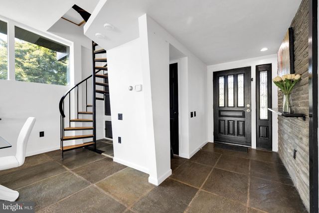 106 GRANDVIEW BLVD, Wyomissing, PA 19609