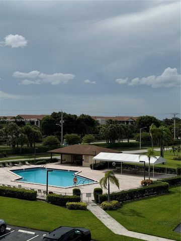 13550 SW 6th Court 409A, Pembroke Pines, FL 33027