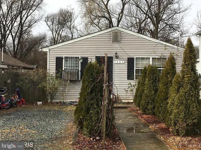 1304 DOEWOOD LN, Capitol Heights, MD 20743