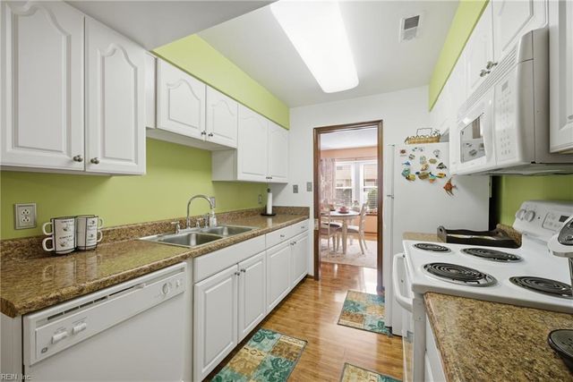 2303 Catamaran CT, Virginia Beach, VA 23451