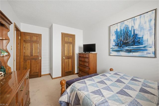 2303 Catamaran CT, Virginia Beach, VA 23451