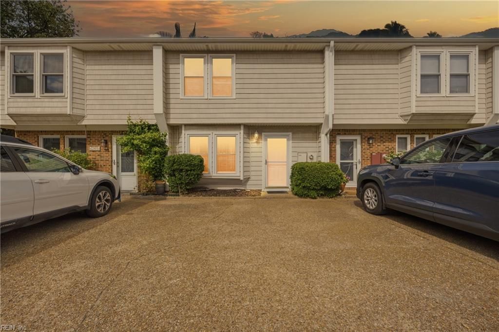 2303 Catamaran CT, Virginia Beach, VA 23451