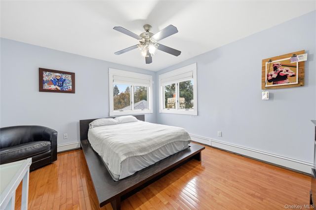 61 Bayview Avenue, Massapequa, NY 11758