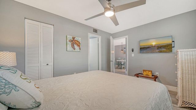 708 TAMIAMI TRAIL S 308, Venice, FL 34285