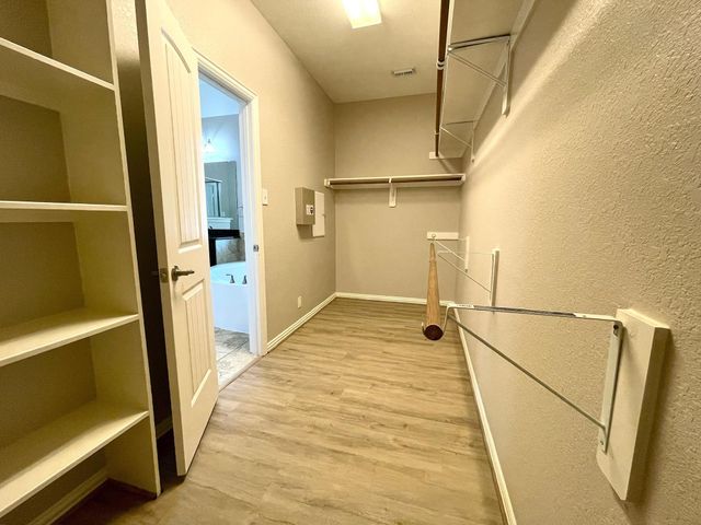 11 Silver Arrow Court, Spring, TX 77389