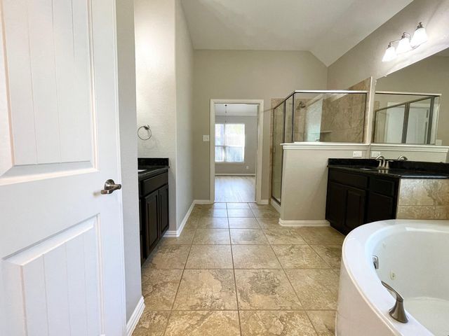 11 Silver Arrow Court, Spring, TX 77389