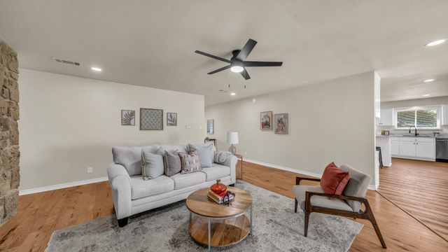 3905 Mountain Vista Drive, Granbury, TX 76048