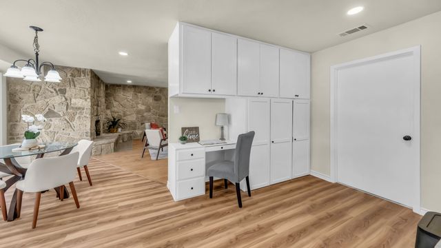 3905 Mountain Vista Drive, Granbury, TX 76048