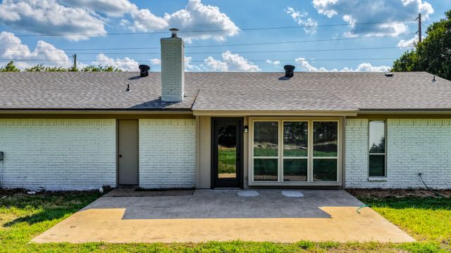 3905 Mountain Vista Drive, Granbury, TX 76048