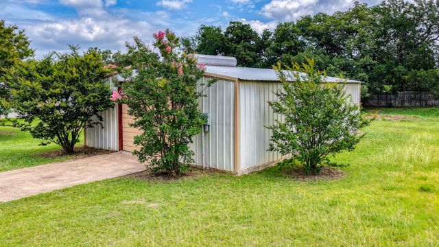 3905 Mountain Vista Drive, Granbury, TX 76048