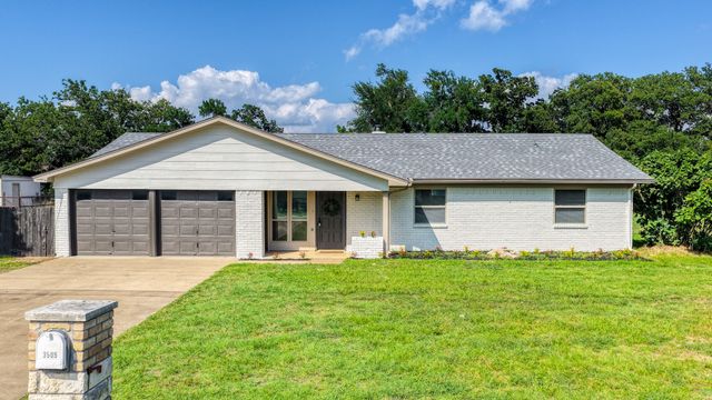 3905 Mountain Vista Drive, Granbury, TX 76048