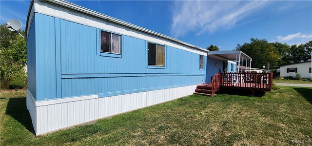 287 Fox Hunt Drive, Lockport Town, NY 14094