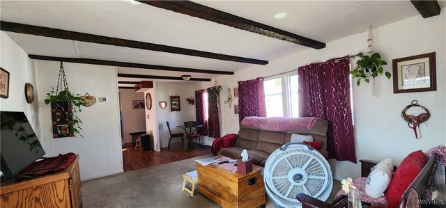 287 Fox Hunt Drive, Lockport Town, NY 14094