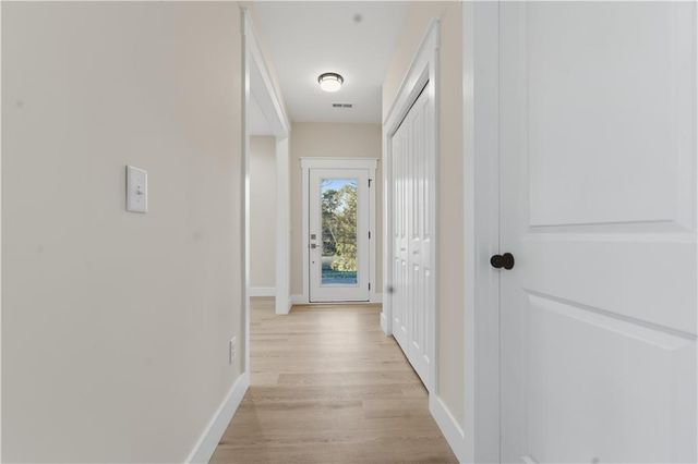 1043 Mccalla NE Street, Conyers, GA 30012