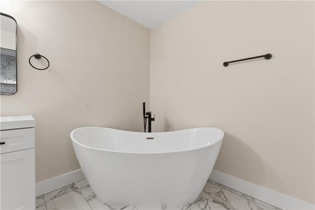 1043 Mccalla NE Street, Conyers, GA 30012