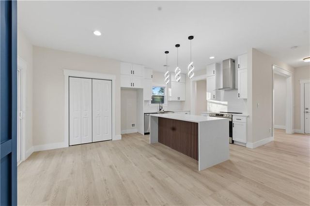 1043 Mccalla NE Street, Conyers, GA 30012