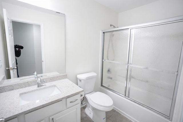 2866 Stonewater Drive 2866, Naperville, IL 60564