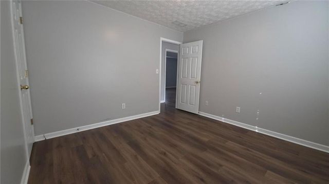 1048 Falls Brooke Drive, Conyers, GA 30094