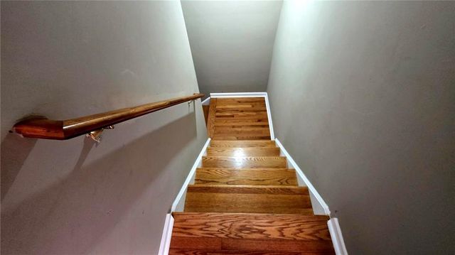 1048 Falls Brooke Drive, Conyers, GA 30094