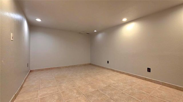 1048 Falls Brooke Drive, Conyers, GA 30094