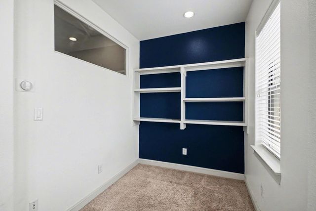 9948 Woodwind Lane N, Houston, TX 77025