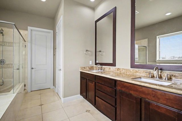 9948 Woodwind Lane N, Houston, TX 77025