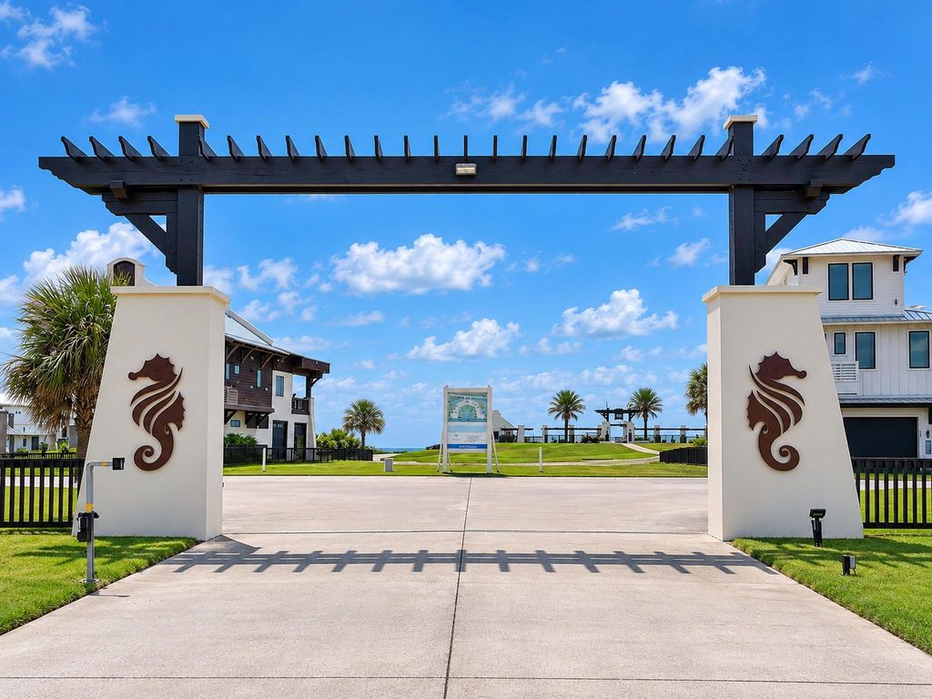 412 Seagrass, Gilchrist, TX 77617