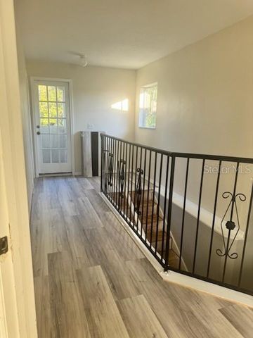 4015 WOODACRE LANE, Tampa, FL 33624