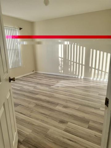 4015 WOODACRE LANE, Tampa, FL 33624
