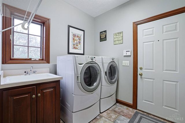 751 Rosecrest Road, Tipp City, OH 45371