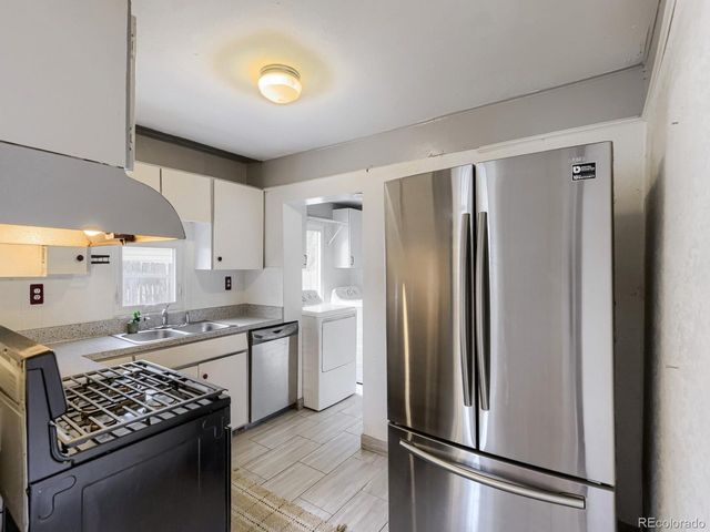11916 W 13th Ave, Lakewood, CO 80401