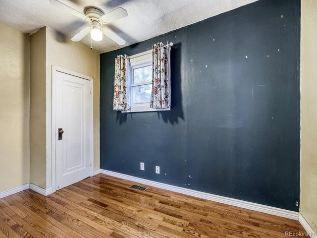 11916 W 13th Ave, Lakewood, CO 80401