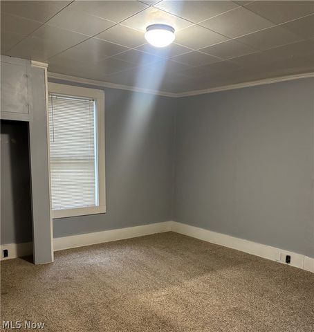 122 5th Street SW, New Philadelphia, OH 44663