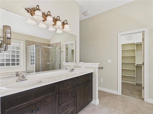 11844 S Hallet Street, Olathe, KS 66062